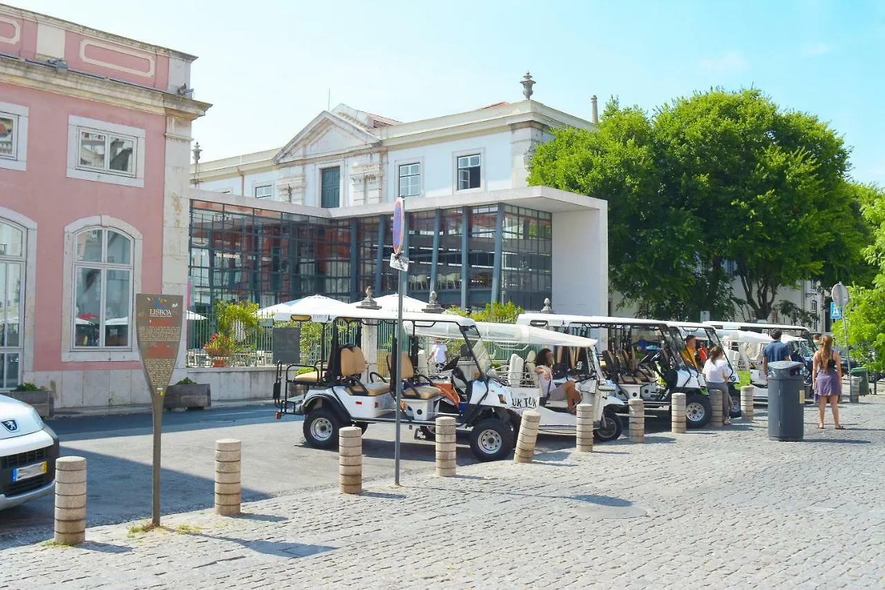Alfama 88, By Home With A View Lisboa Apartman